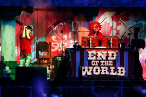 SEKAI NO OWARI